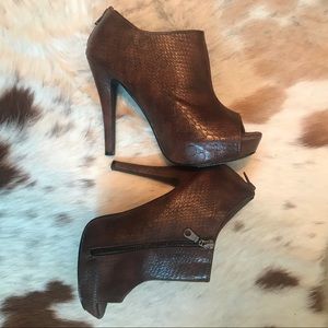 PEEP TOE SNAKE PRINT BOOTIES